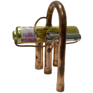 Sanhua SHF-L-7H-34U-AM Reversing Valves switch 2.5 ton 3/8 in x 1/2 in