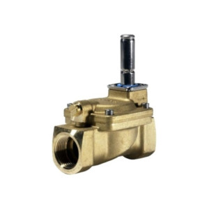 Danfoss 032U7542 Solenoid Valve EV220B, 1-1/2 in, NPT, NC, 40b