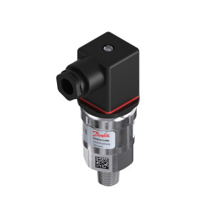 Danfoss 060G3804 Pressure Transmitter AKS 32, Pressure connection notes: Type: NPT, Pressure Connection Size: 1/4-18  0 - 13.79 BAR 0 - 200 PSI 